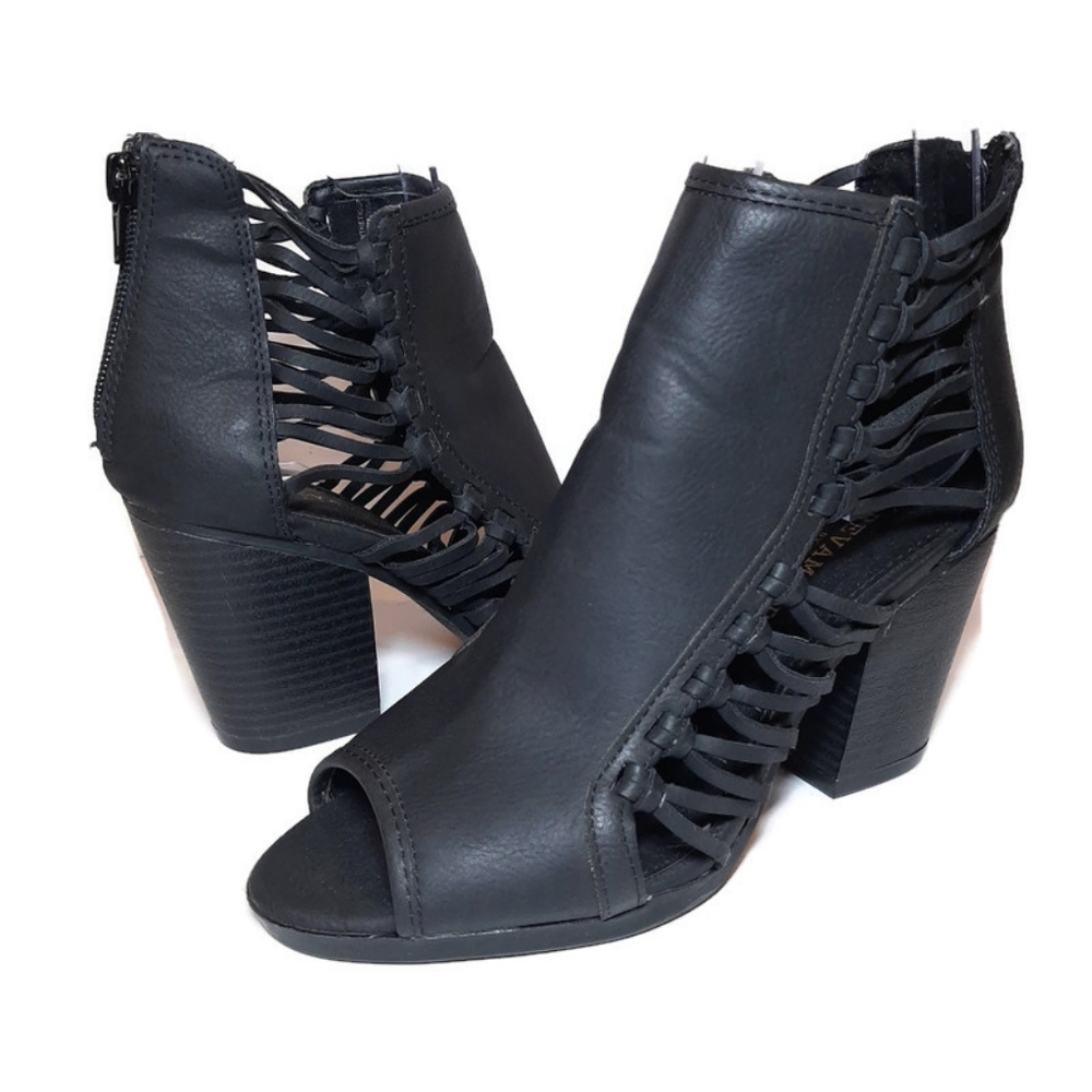 Revamped Sirens Faux Leather Caged Strappy Peep Toe Block Heel Ankle Booties